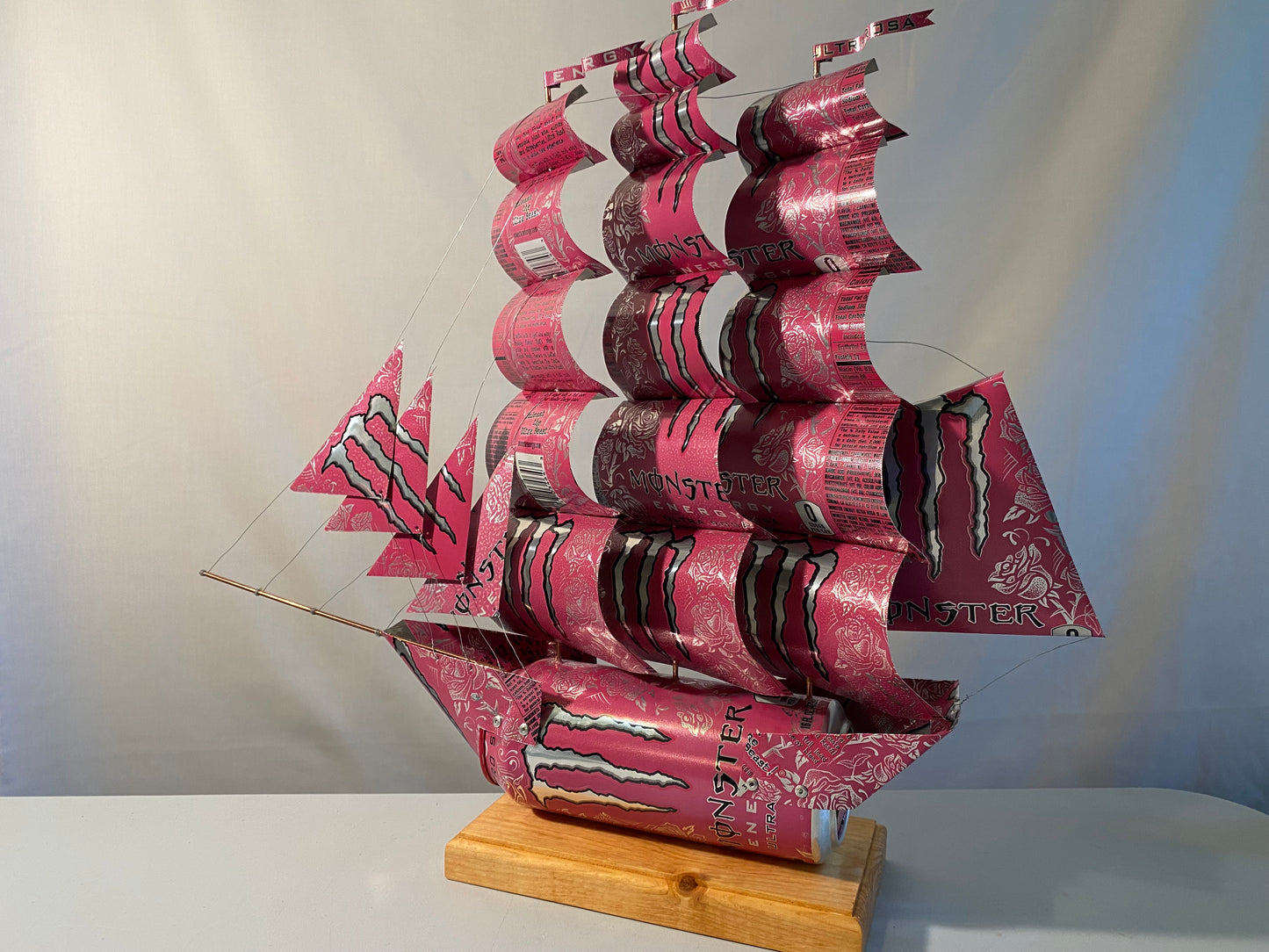 Monster Ultra Rosa Energy Drink Can Ship