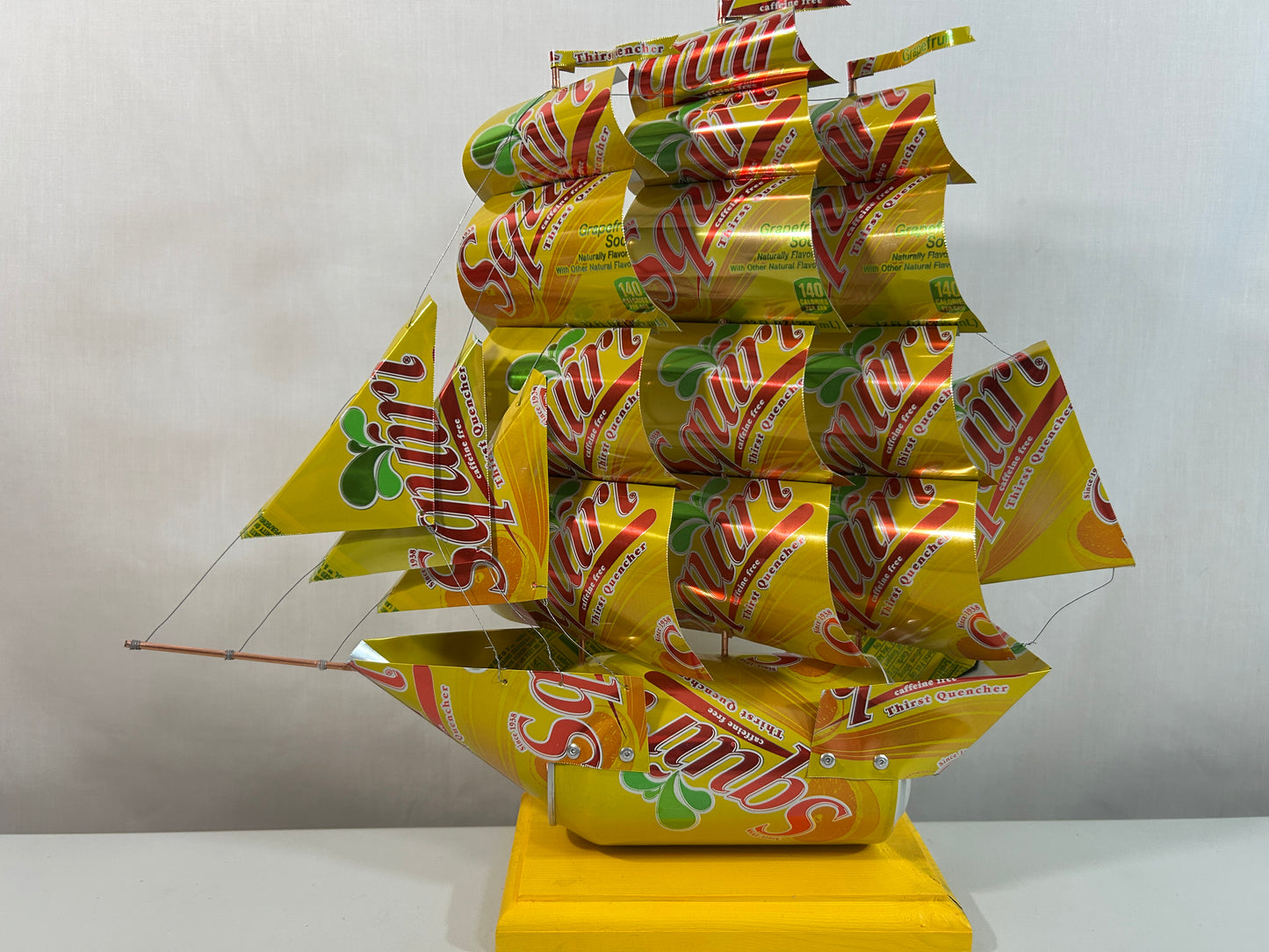 Squirt Grapefruit Soda Can Ship