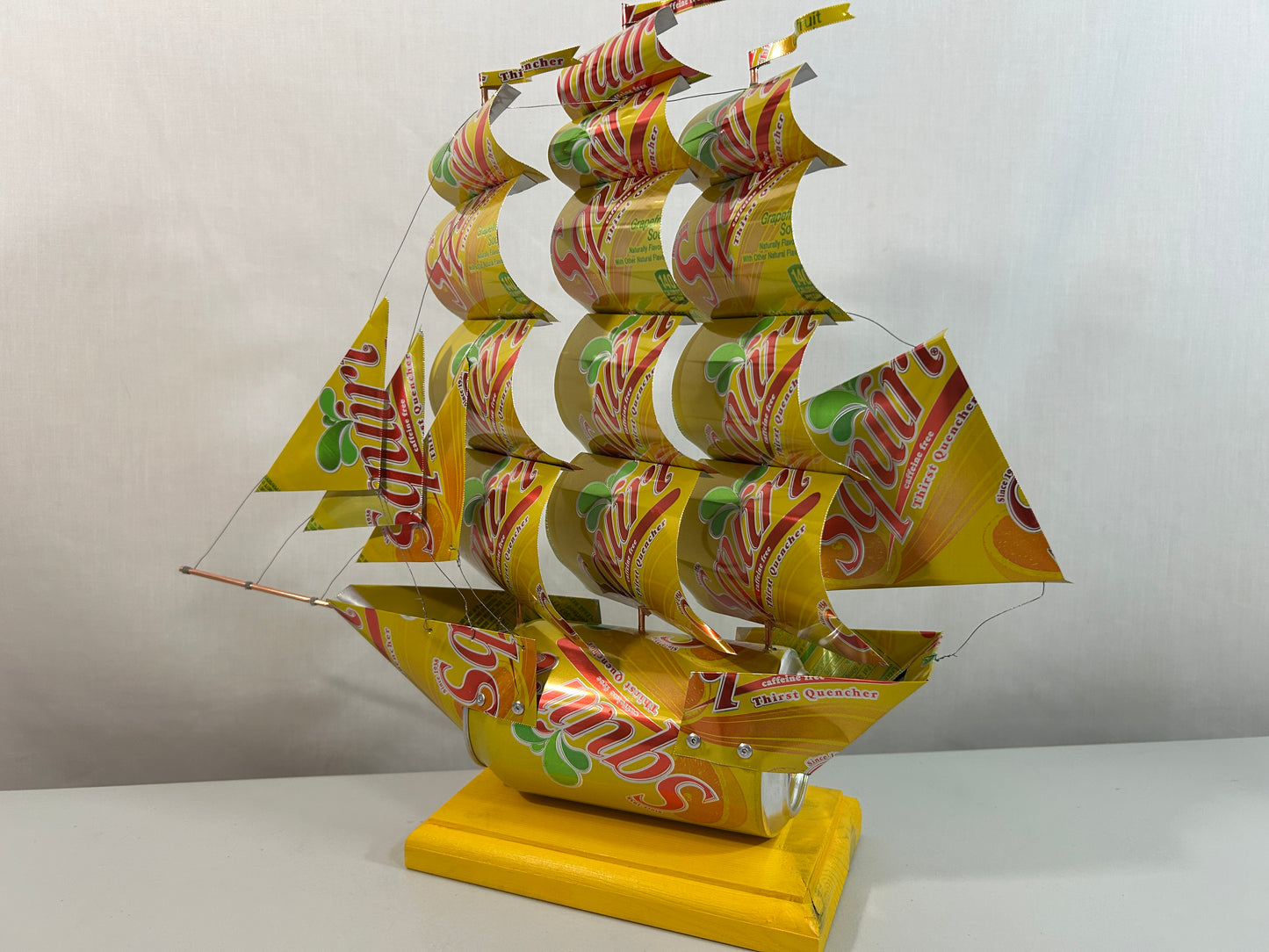 Squirt Grapefruit Soda Can Ship