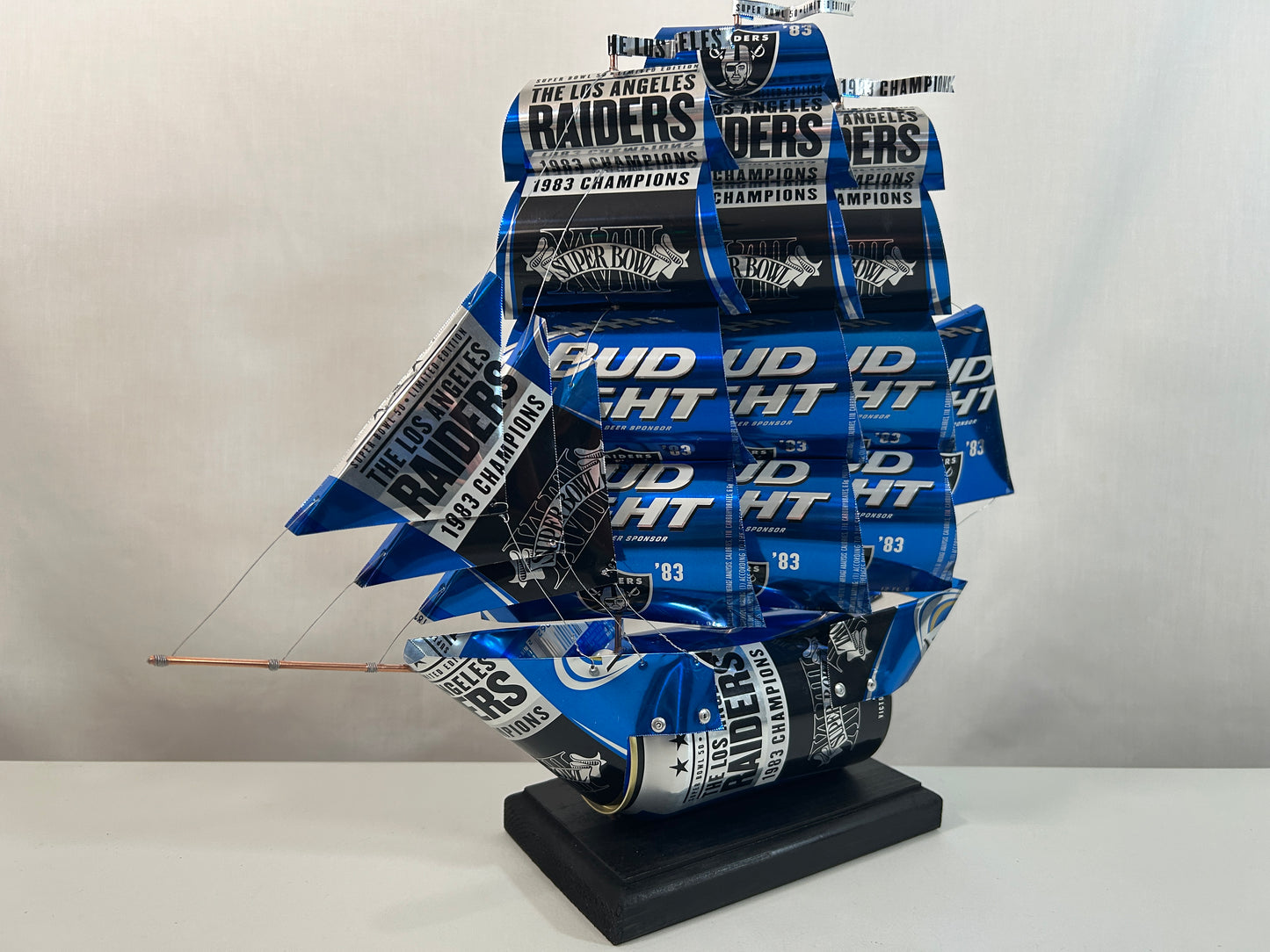 Los Angeles Raiders 1983 Champions Super Bowl XVIII Beer Can Ship