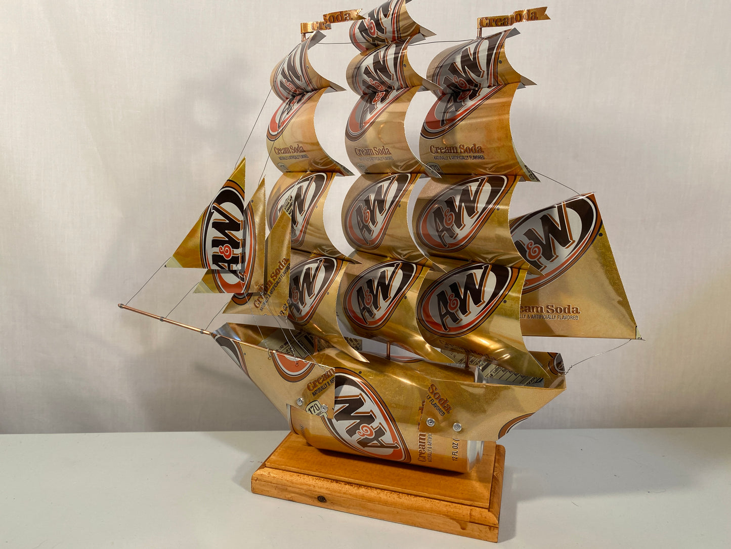 A&W Cream Soda Can Ship