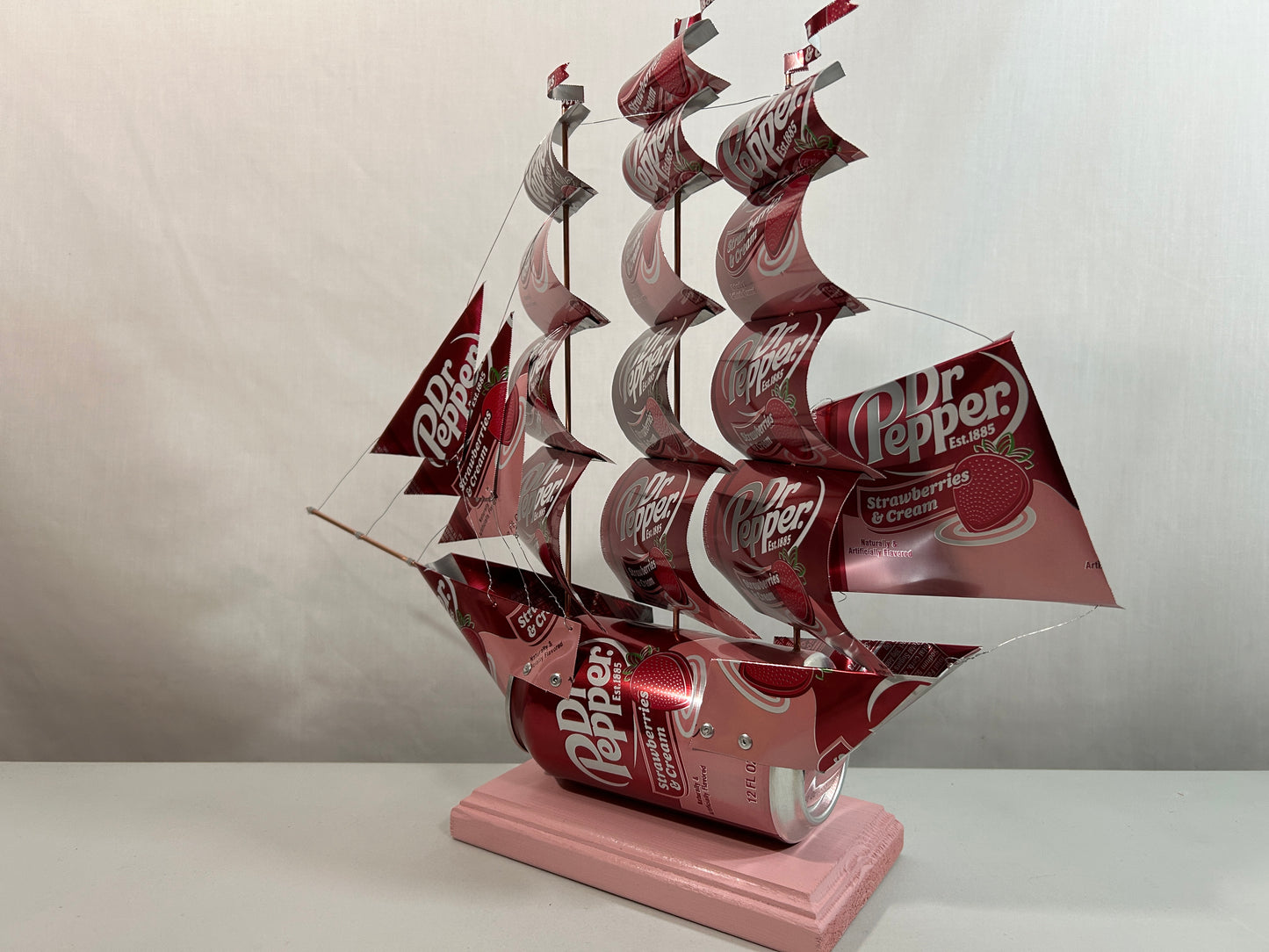 Dr Pepper Strawberries & Cream Soda Can Ship