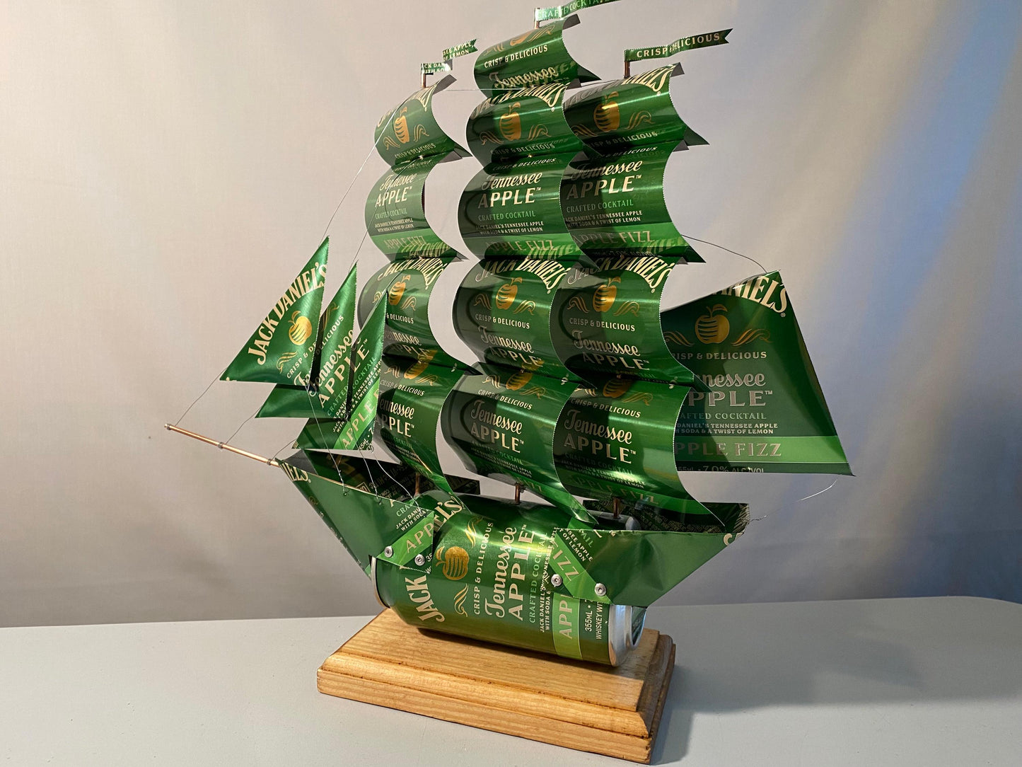Jack Daniel's Tennessee Apple Can Ship