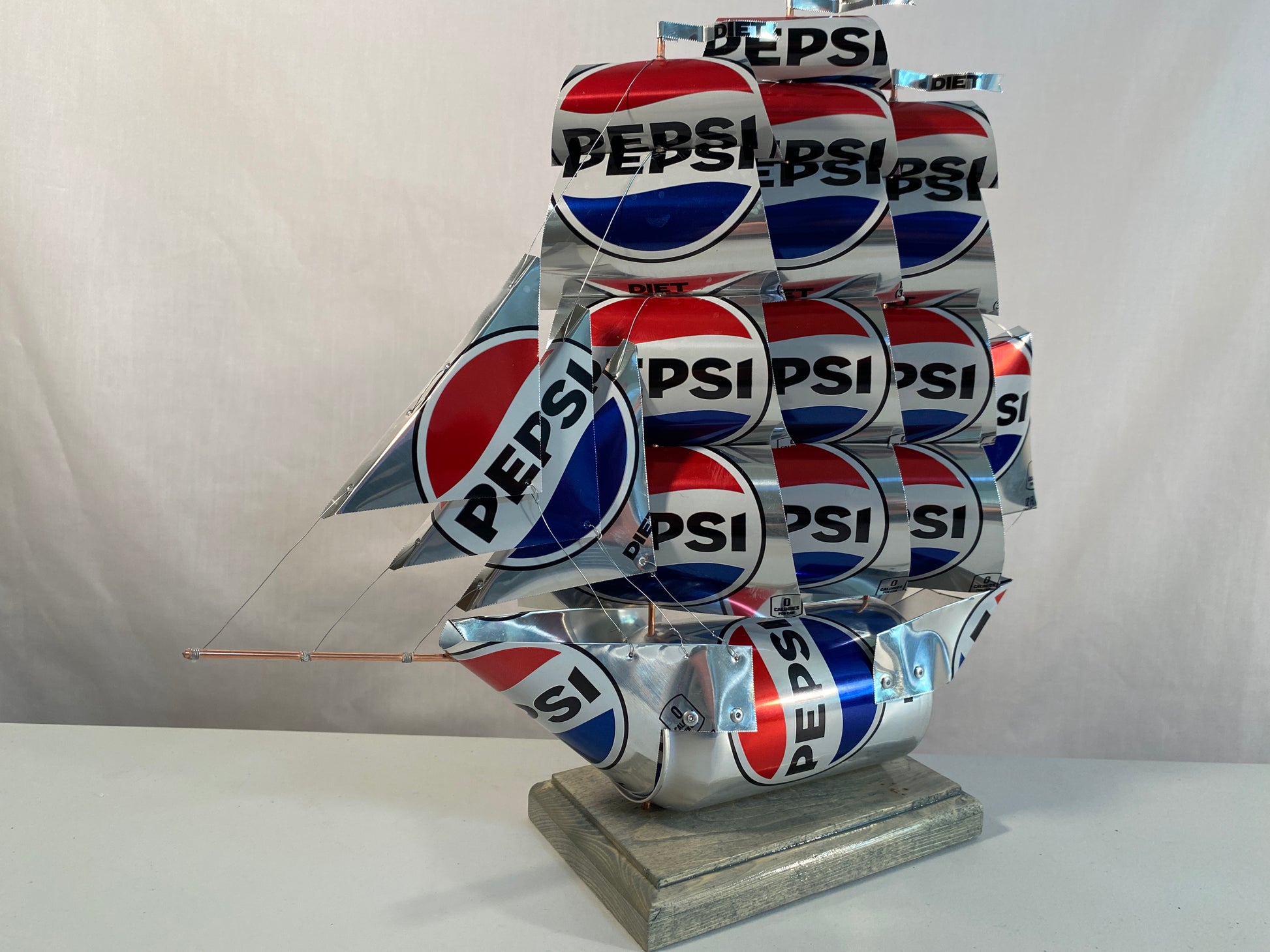 Pepsi Diet Soda Can Ship