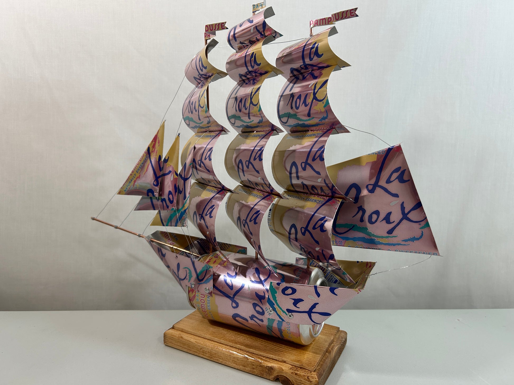 La Croix Pamplemousse Sparkling Water Can Ship