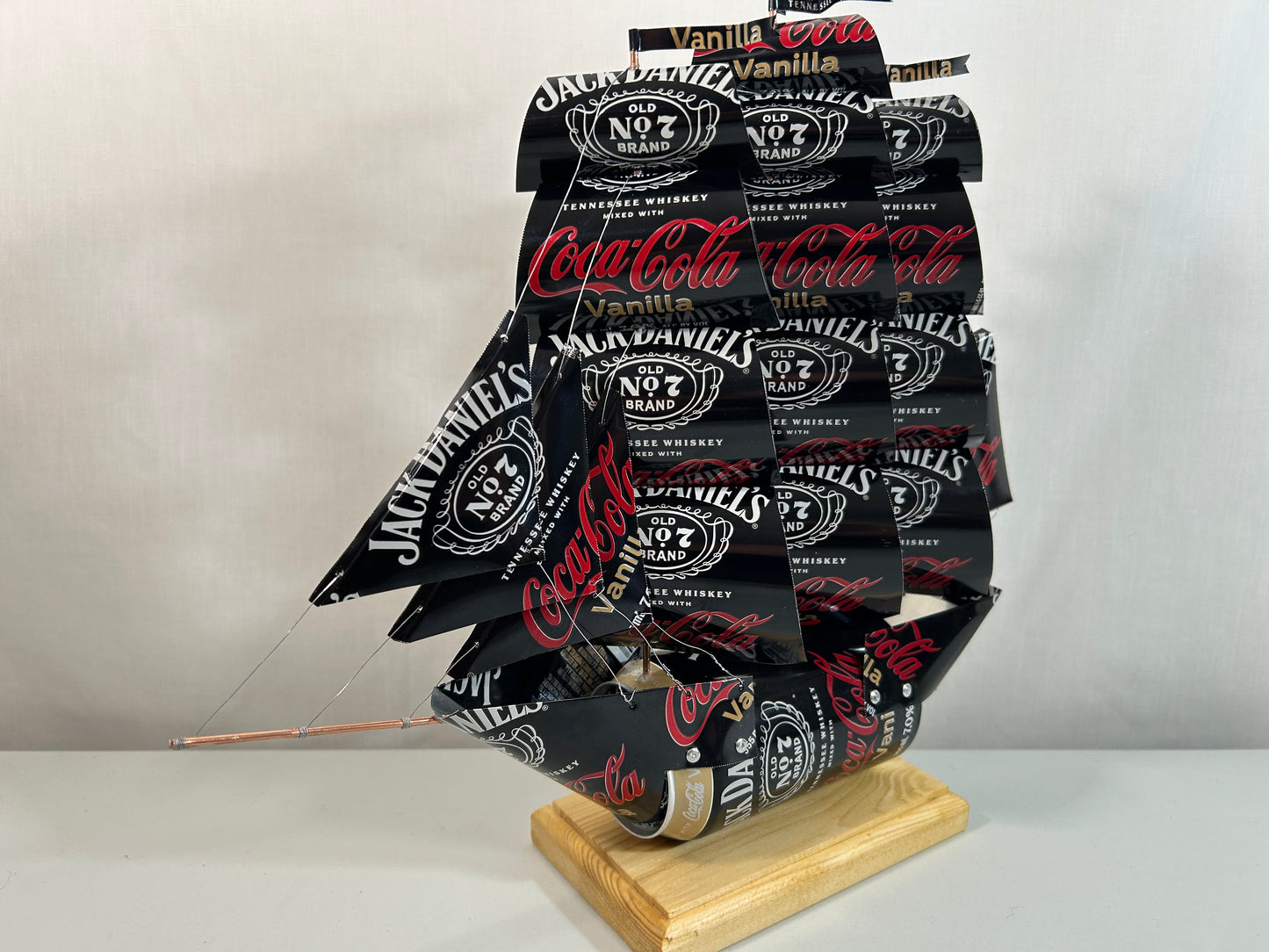 Jack Daniel's Coca-Cola Vanilla Can Ship