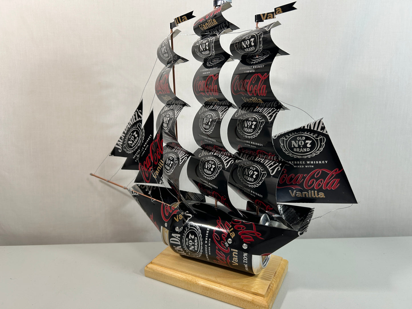 Jack Daniel's Coca-Cola Vanilla Can Ship