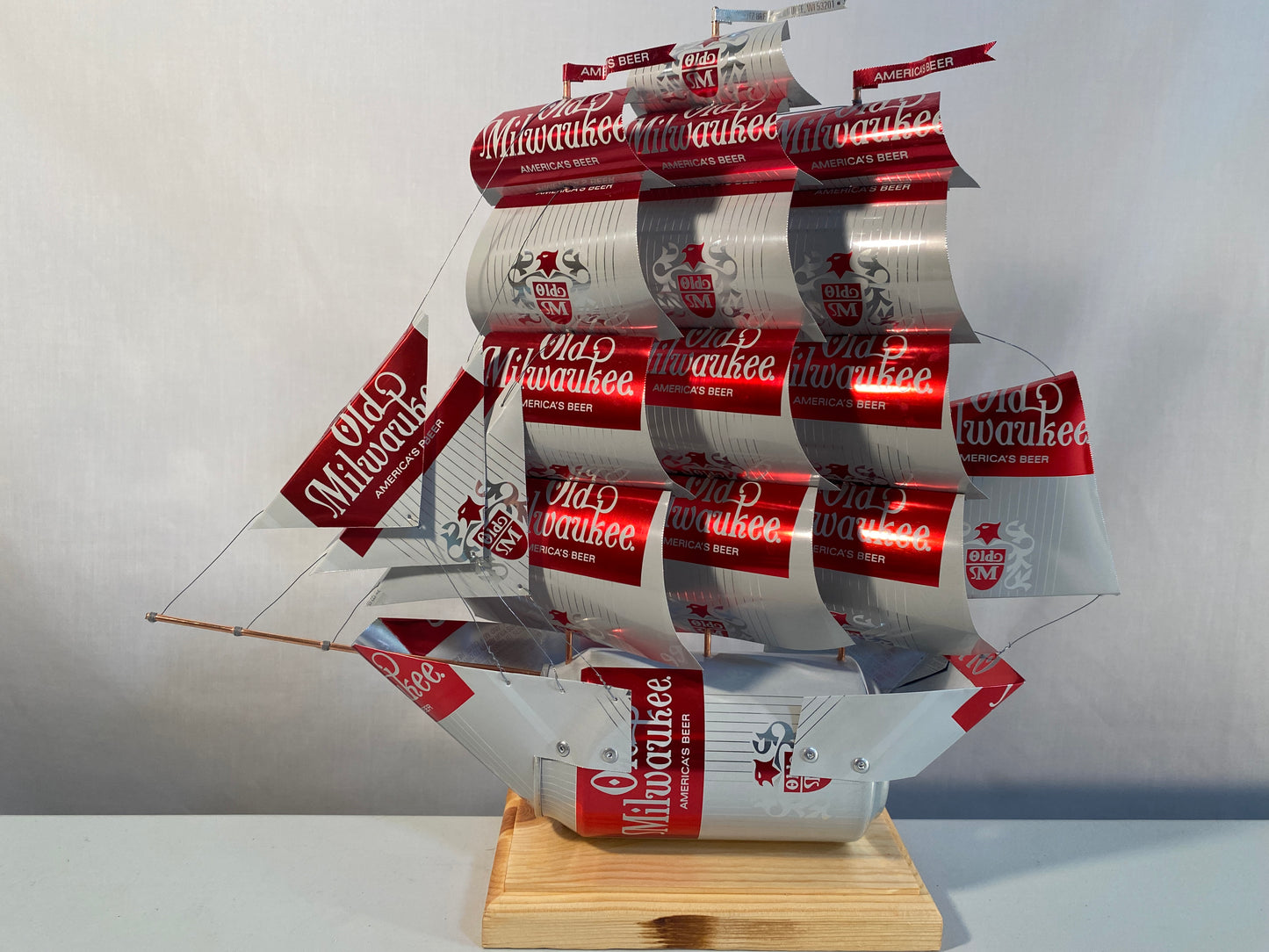 Old Milwaukee Beer Can Ship