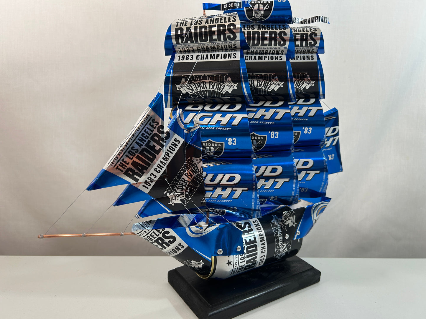 Los Angeles Raiders 1983 Champions Super Bowl XVIII Beer Can Ship