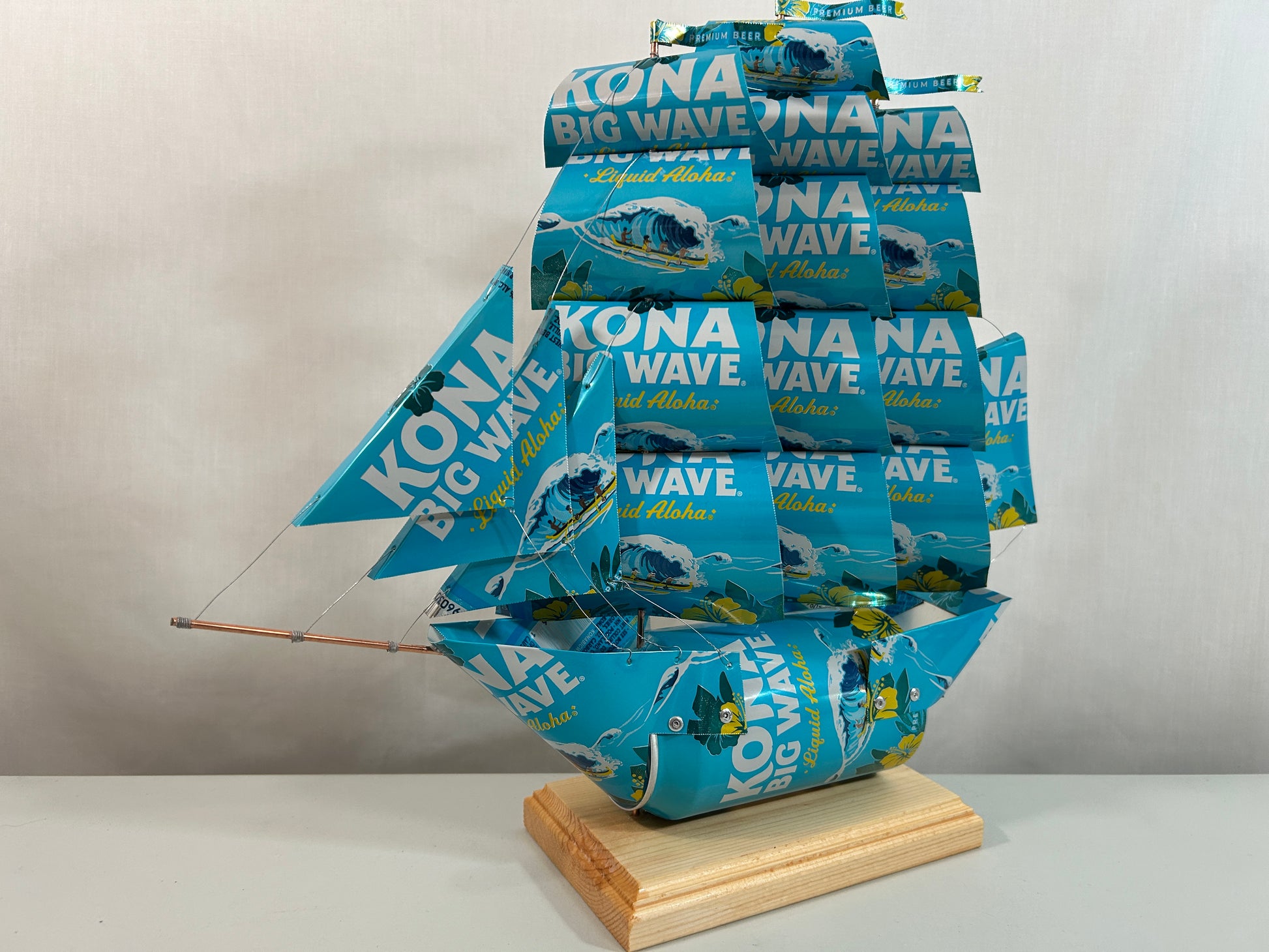 Kona Brewing Co Big Wave Golden Ale Beer Can Ship