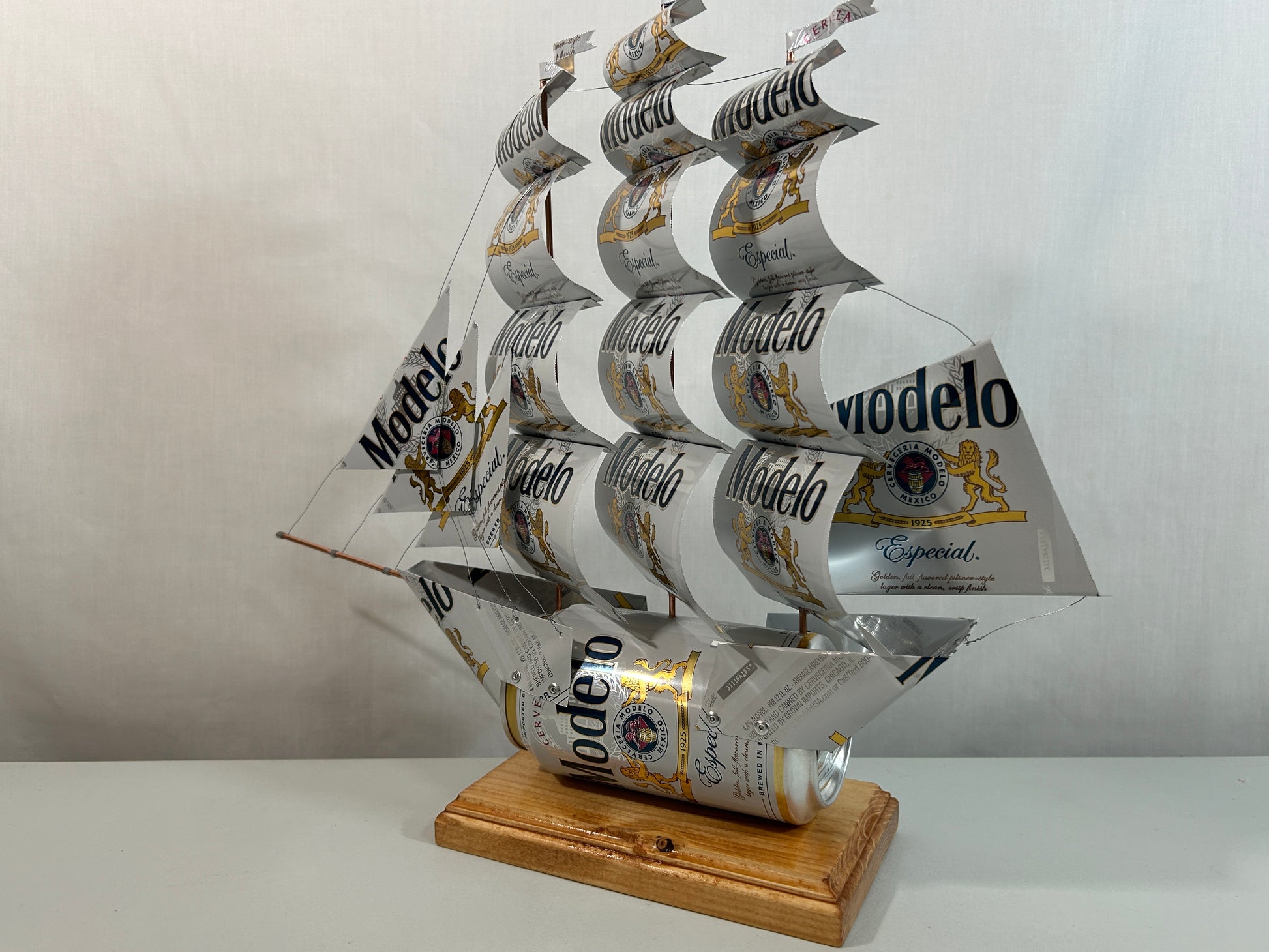 Modelo Especial Beer Can Ship