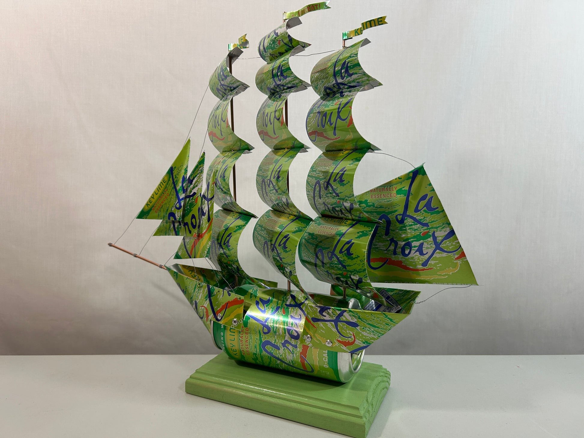 LaCroix Key Lime Sparkling Water Can Ship