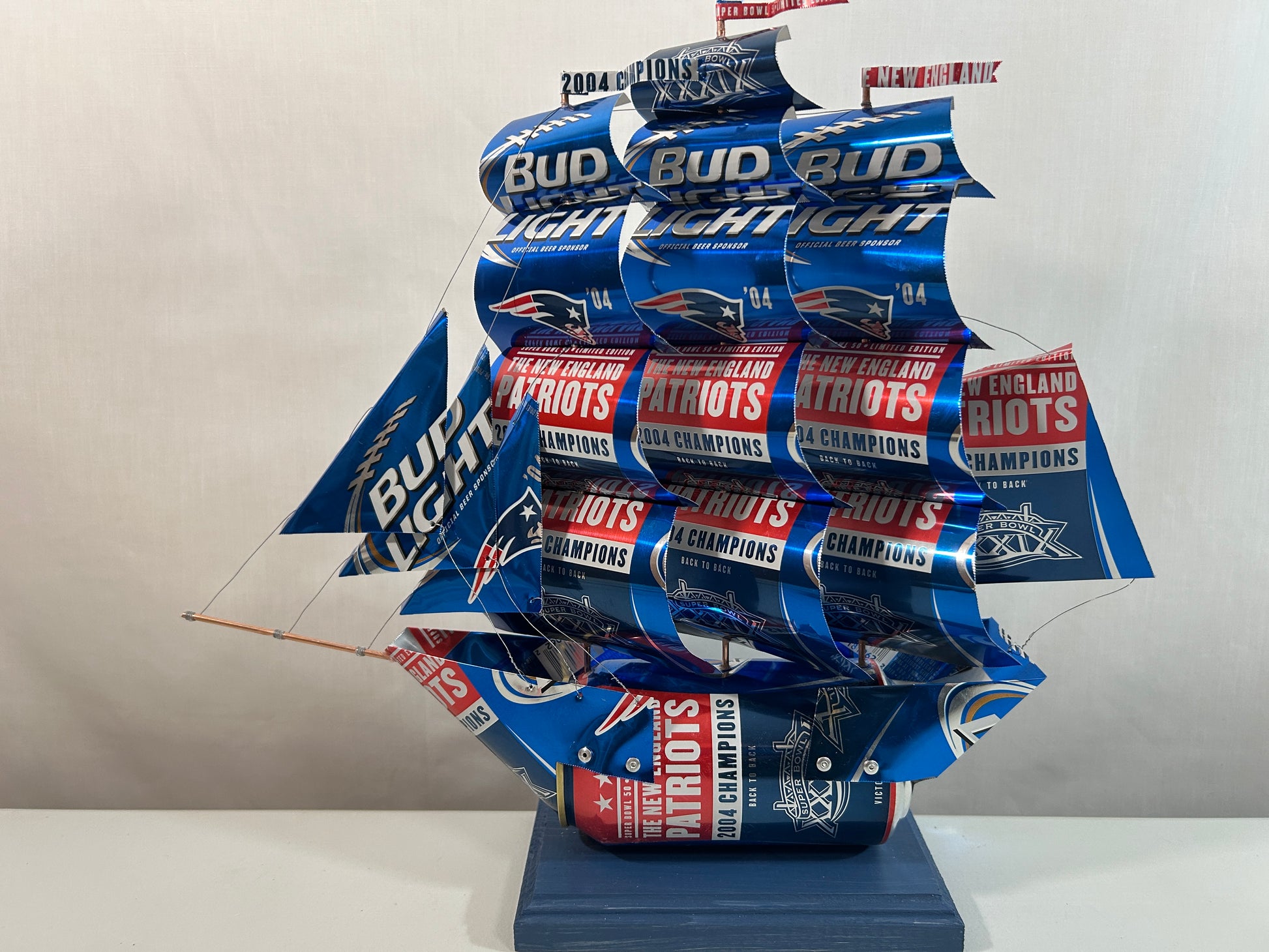 New England Patriots 2004 Champions Super Bowl XXXIX Beer Can Ship