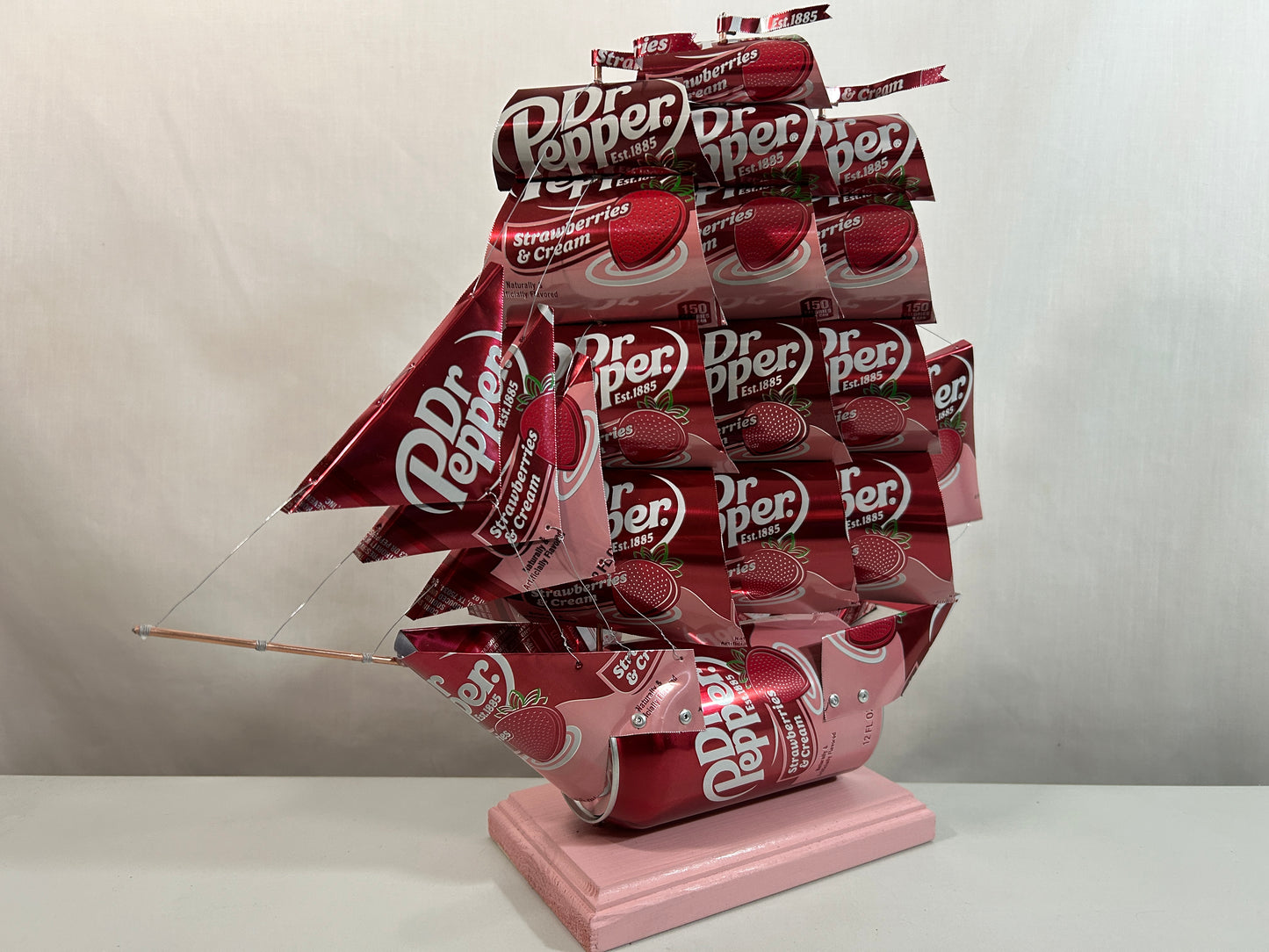Dr Pepper Strawberries & Cream Soda Can Ship