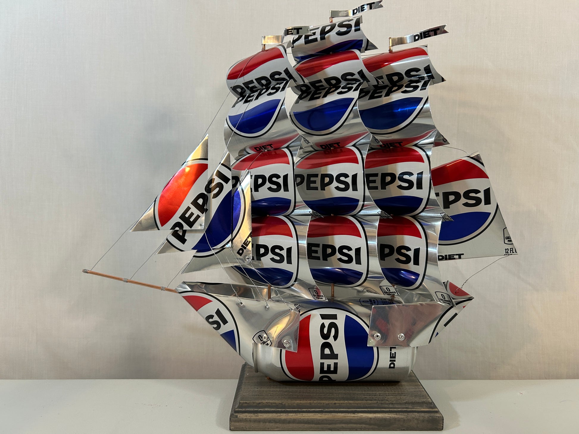 Pepsi Diet Soda Can Ship