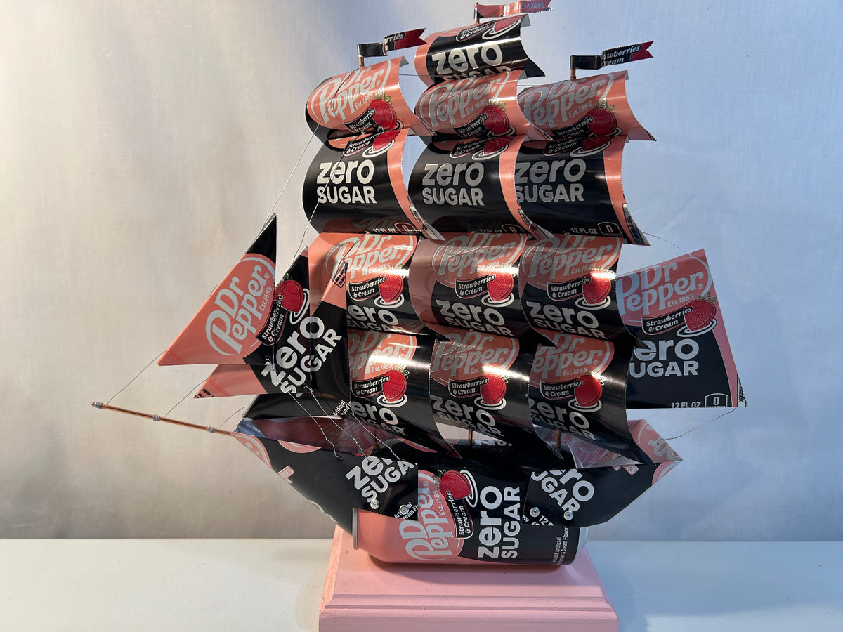 Dr Pepper Strawberries & Cream Zero Sugar Soda Can Ship