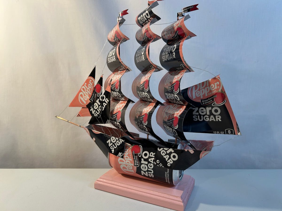 Dr Pepper Strawberries & Cream Zero Sugar Soda Can Ship