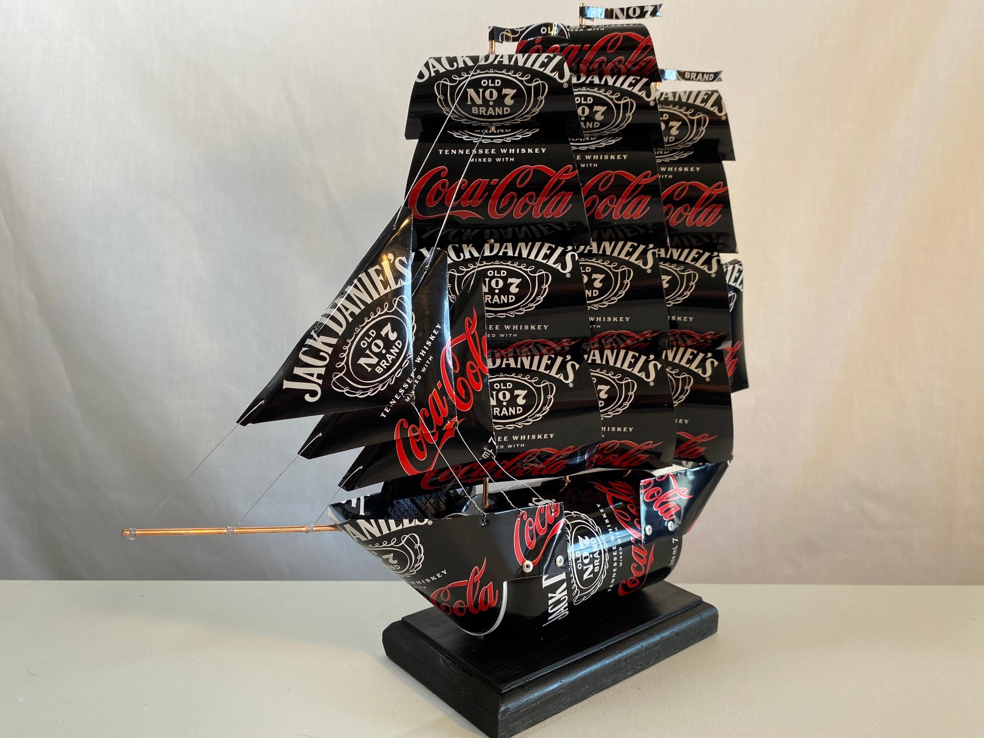 Jack Daniel&#39;s Coca-Cola Zero Sugar Can Ship